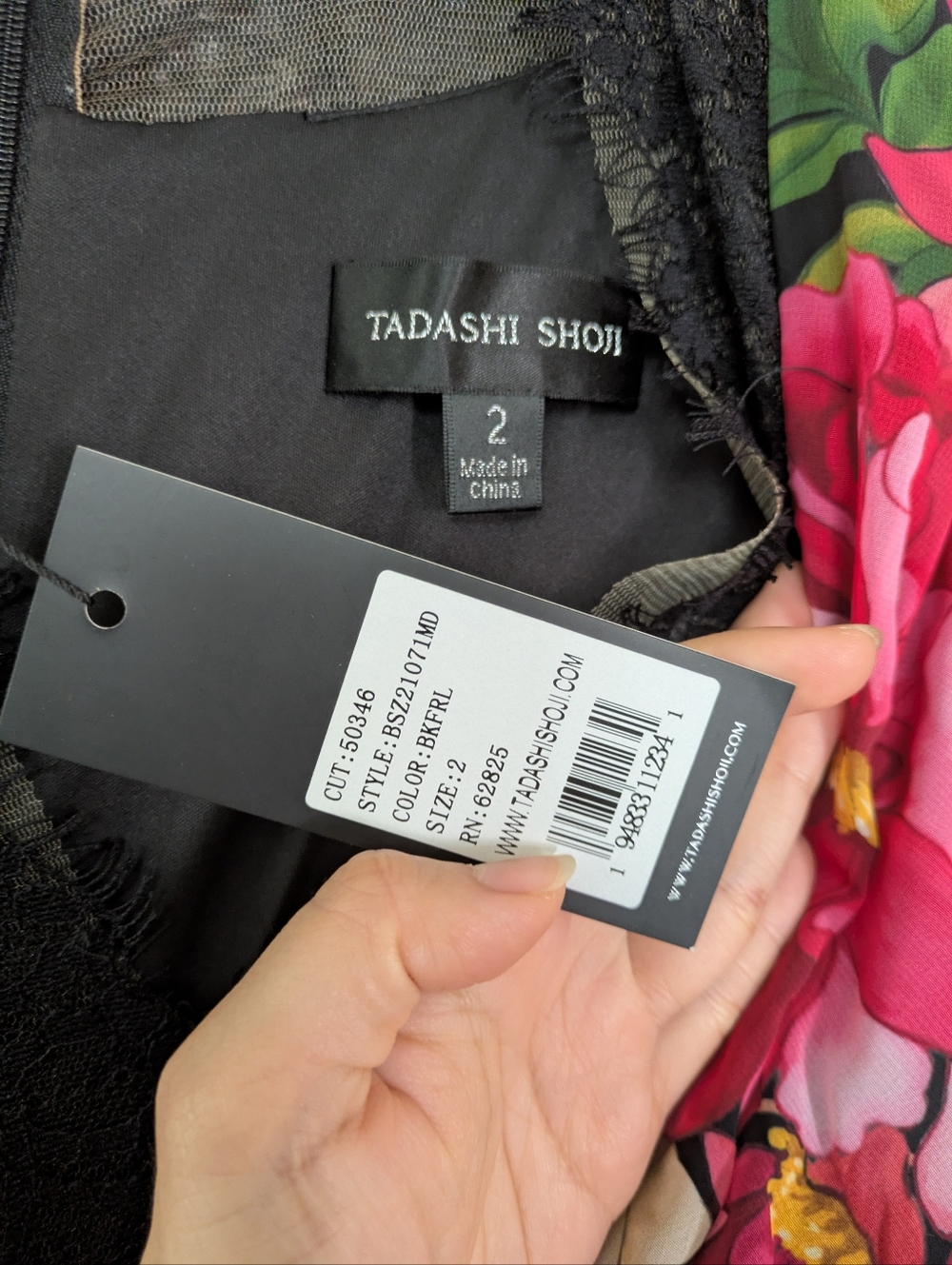 NWT $529 Tadashi Shoji Iola Floral Print Wrap Dress black lace trim size 2 - Picture 4 of 5